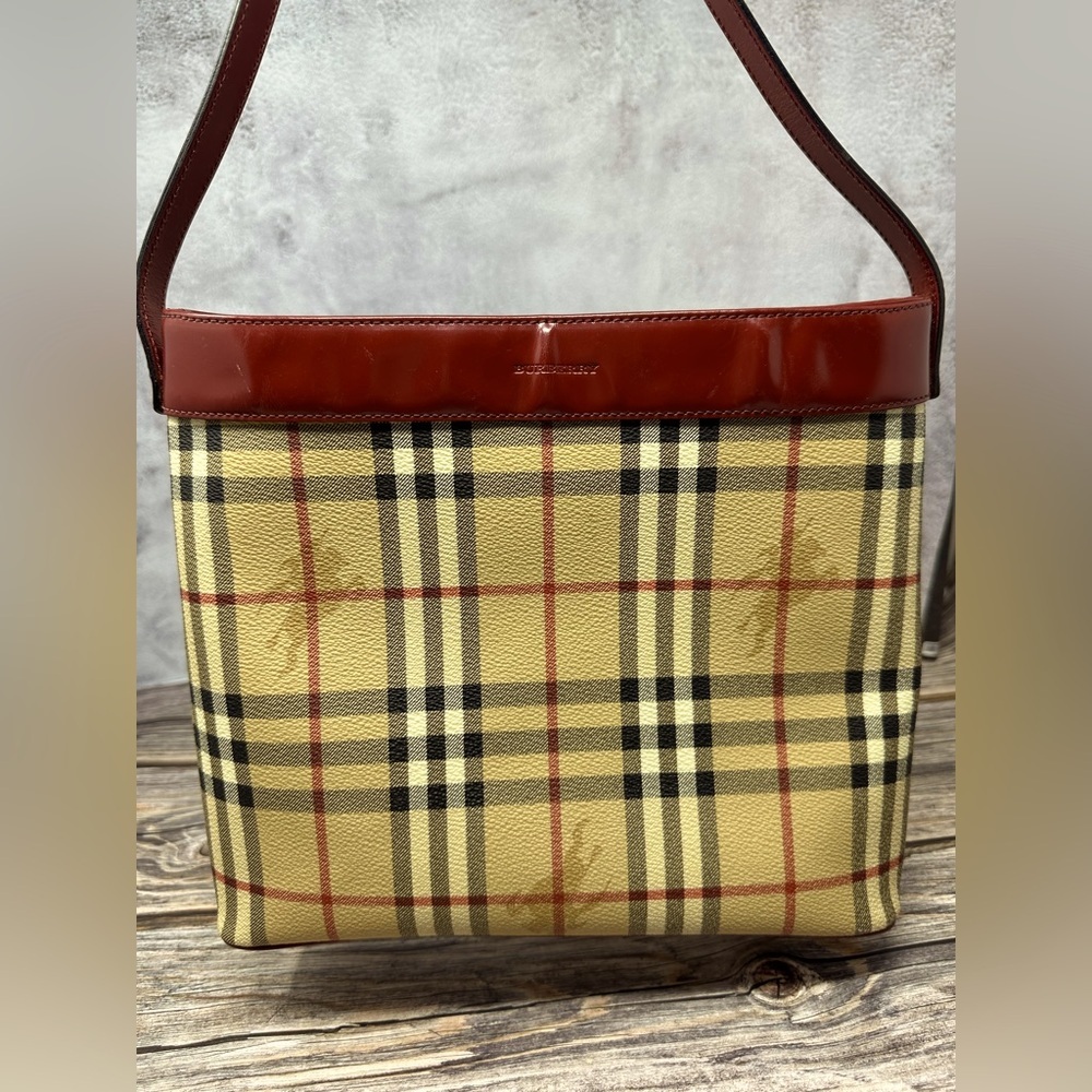 BURBERRY Y2K Nova Check Shoulder Bag PVC Leather Beige Red​ - Picture 2 of 15
